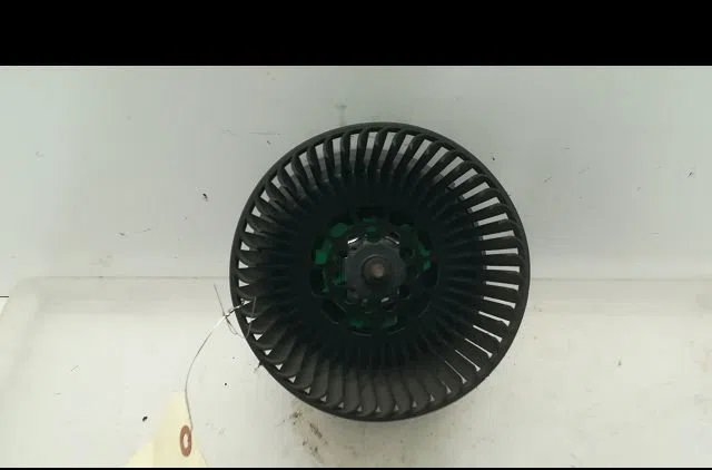 Ventilateur de chauffage Peugeot 107 (PM_, PN_) 1.0 (2005-2014) 3 portes occasion