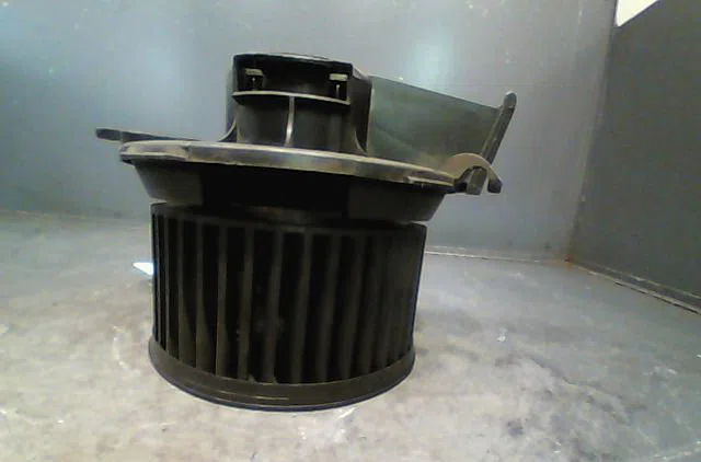 Ventilateur de chauffage Peugeot 206 (2L_, 2M_) 1.4 hdi eco 70 (2009-2013) 5 portes occasion
