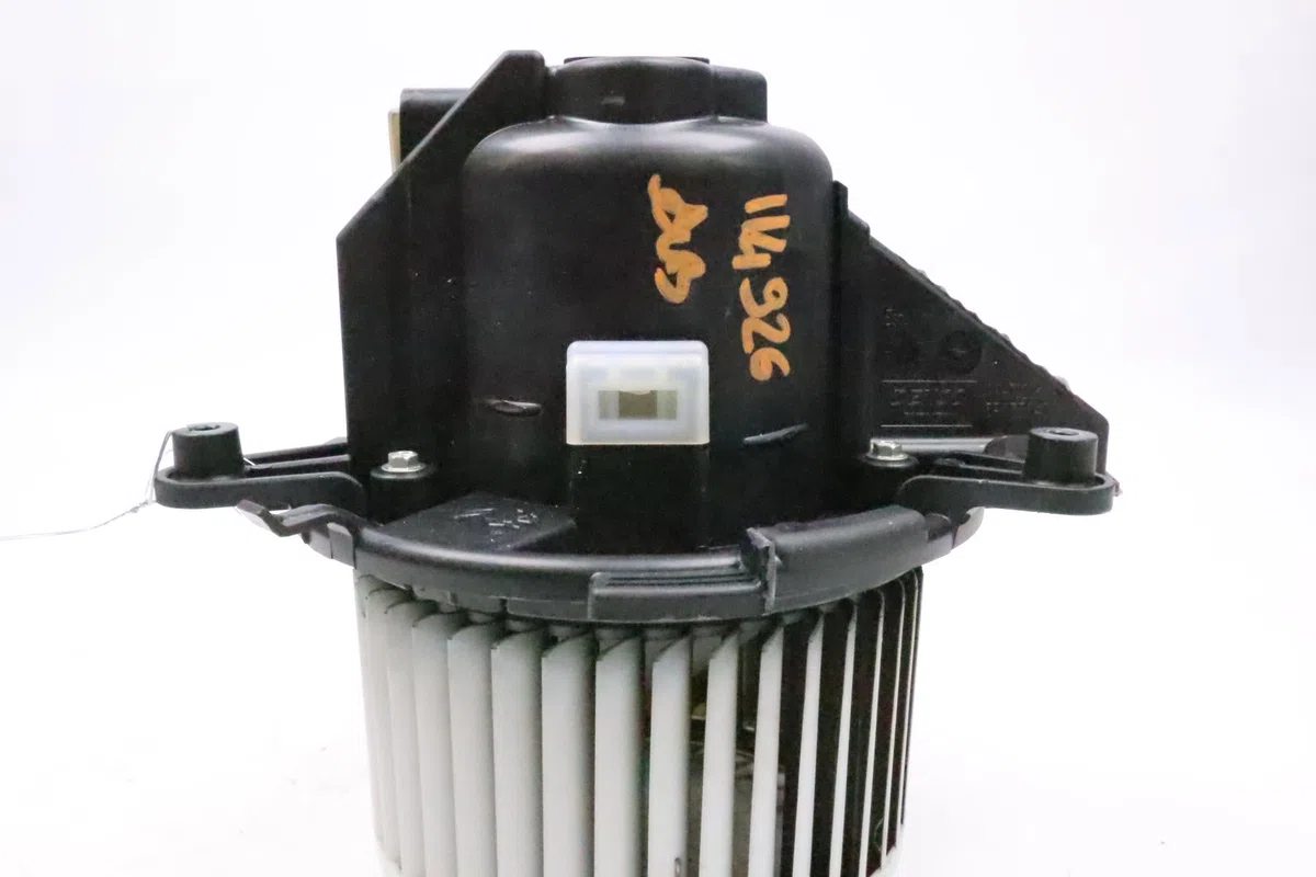 Ventilateur de chauffage Peugeot 3008 SUV (MC_, MR_, MJ_, M4_) 1.5 bluehdi 130 (2018) 5 portes occasion