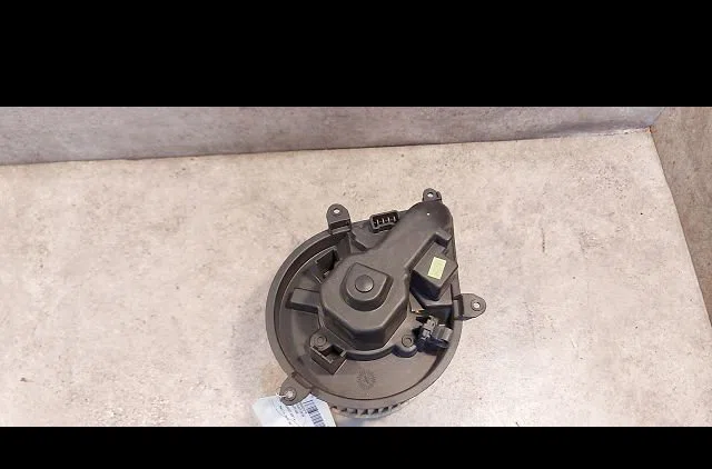 Ventilateur de chauffage Peugeot 405 I (15B) 1.6 (1987-1992) occasion