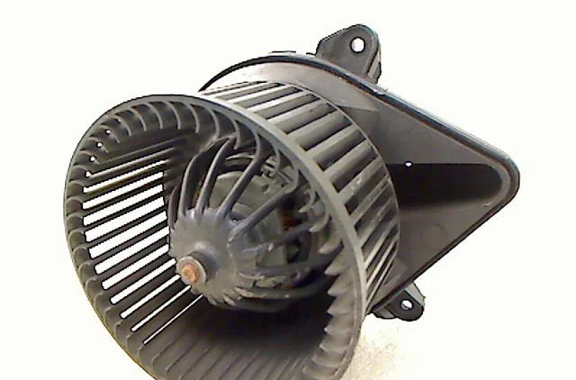 Ventilateur de chauffage Peugeot 406 Coupé (8C) 2.2 hdi (2000-2004) 2 portes occasion