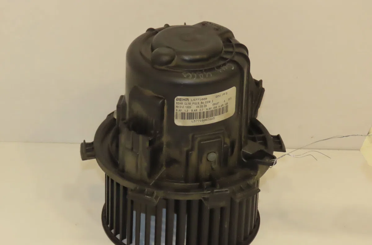 Ventilateur de chauffage Peugeot 407 (6D_) 2.0 hdi (6drhrh) (2009-2010) occasion