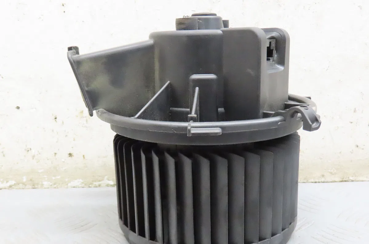 Ventilateur de chauffage Peugeot BOXER Camionnette 2.2 hdi 130 (2011) occasion
