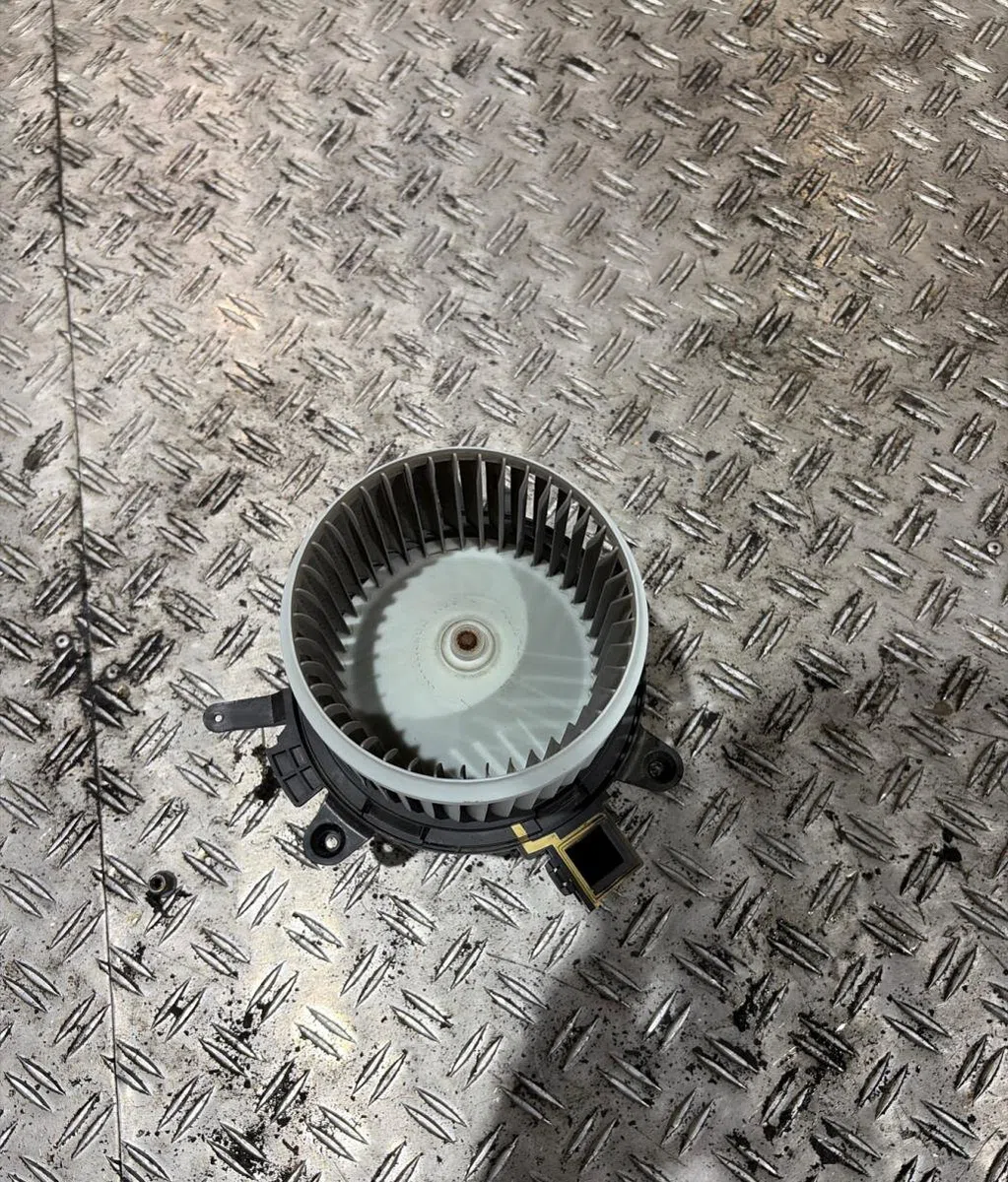 Ventilateur de chauffage PEUGEOT EXPERT 3 PHASE 1 occasion