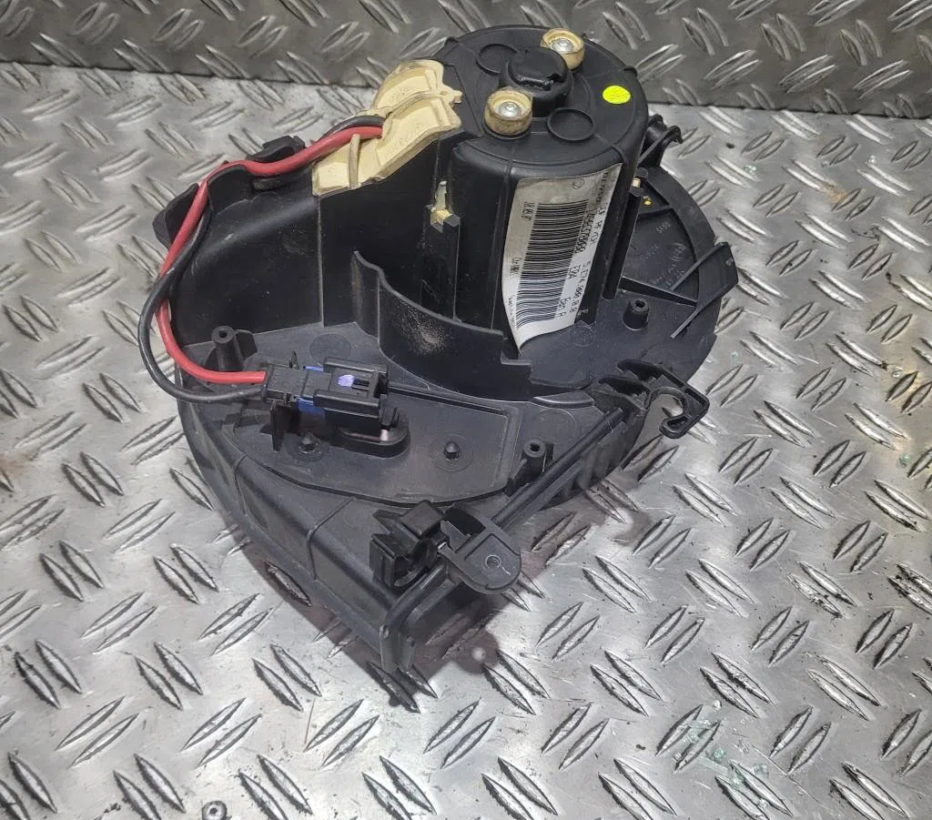 Ventilateur de chauffage Peugeot EXPERT Camionnette (VF3A_, VF3U_, VF3X_) 1.6 hdi 90 16v (2007) occasion