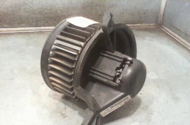 Ventilateur de chauffage PEUGEOT PARTNER 2003 occasion