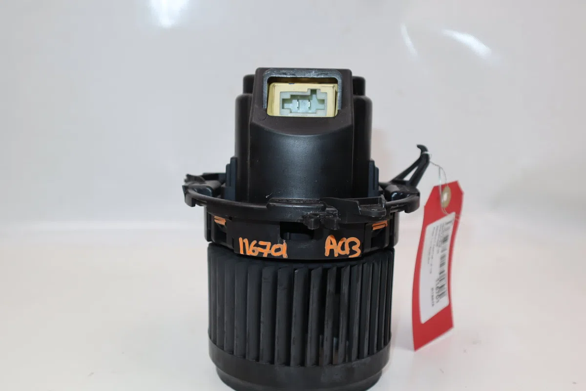 Ventilateur de chauffage Renault CAPTUR I (J5_, H5_) 1.2 tce 120 (2013) occasion