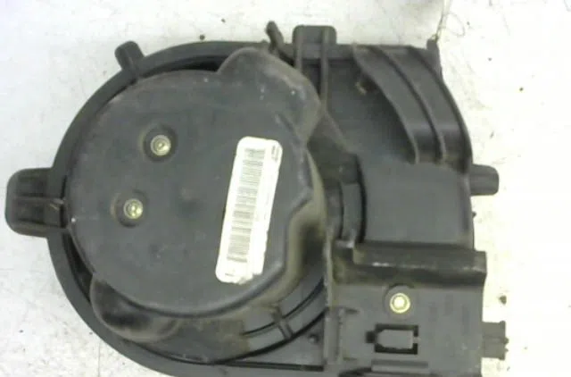 Ventilateur de chauffage Renault CLIO II (BB_, CB_) 1.4 16v (b-cb0p, bb13) (2000-2008) 5 portes occasion