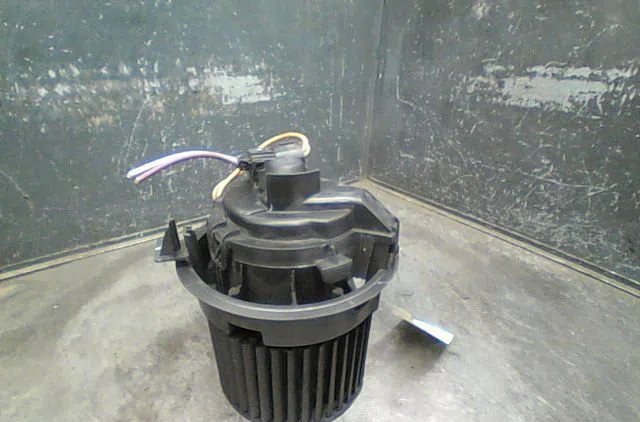 Ventilateur de chauffage Renault CLIO IV (BH_) 1.5 dci 75 (2012) 5 portes occasion