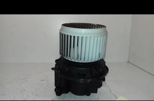 Ventilateur de chauffage Renault CLIO V (B7_) 1.3 tce 130 (b7mf) (2019) occasion