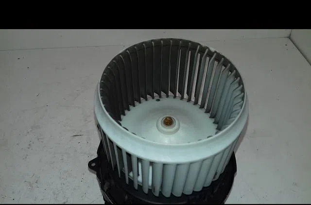 Ventilateur de chauffage Renault CLIO V (B7_) 1.3 tce 130 (b7mf) (2019) occasion