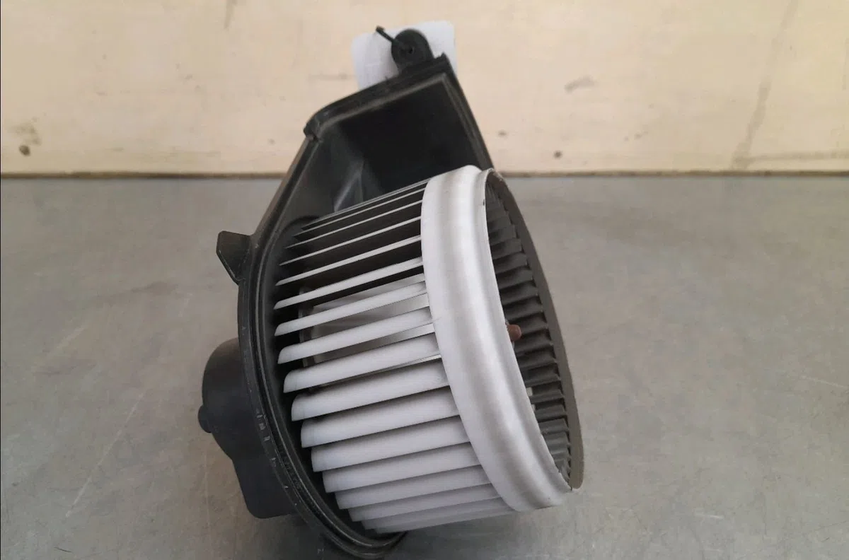 Ventilateur de chauffage Renault KANGOO Express (FW0-1_) 1.5 dci 90 (fw0g, fw05, fw08, fw11) (2009) 4 portes occasion