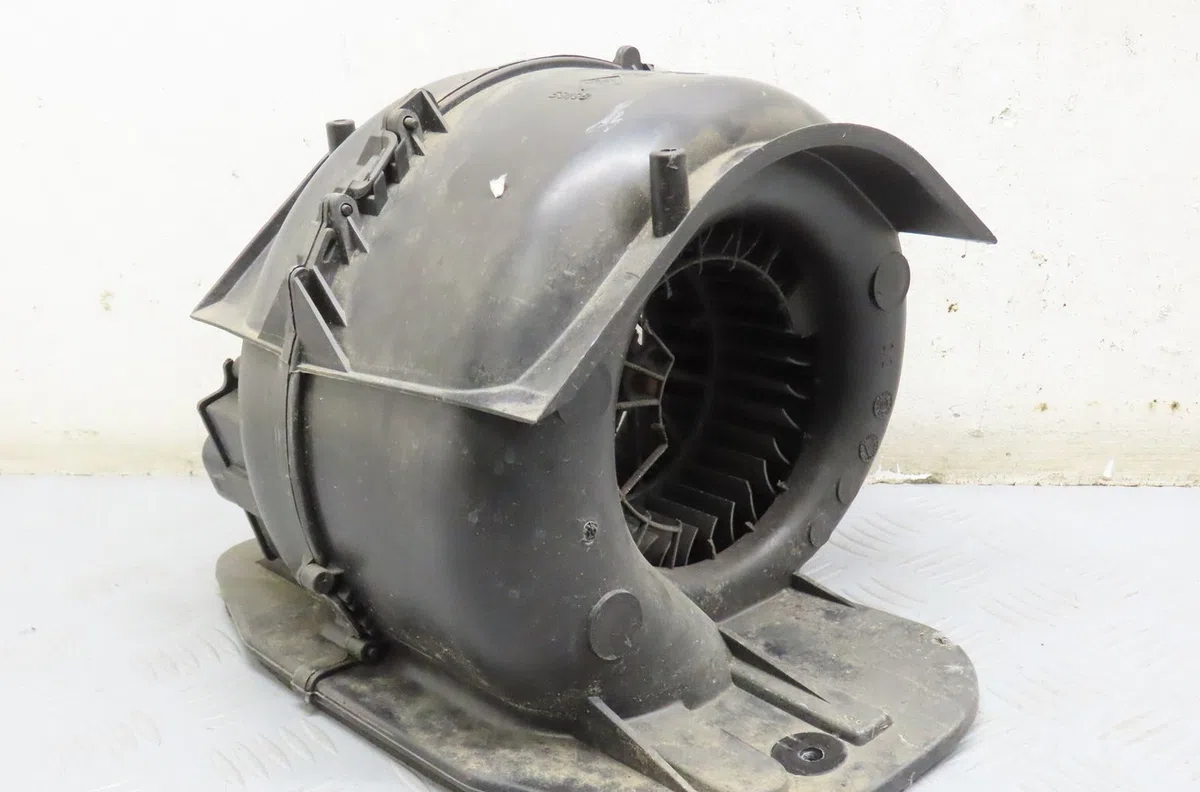 Ventilateur de chauffage Renault KANGOO (KC0-1_) 1.6 16v 4x4 (kc0p, kc0s, kc0l) (2001) occasion