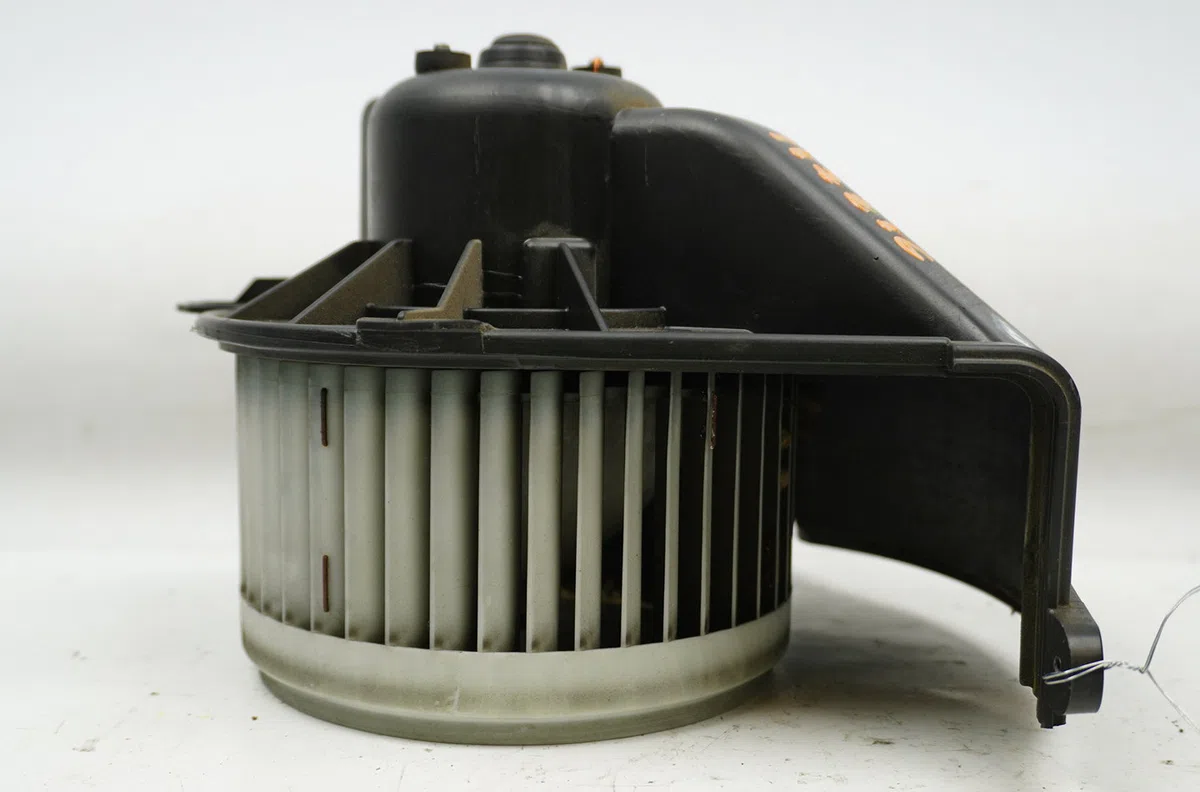 Ventilateur de chauffage Renault MASTER III Camionnette (FV) 2.3 dci 125 fwd (fv0c, fv0d, fv0g, fv0h, fv0j, fv0k) (2010)