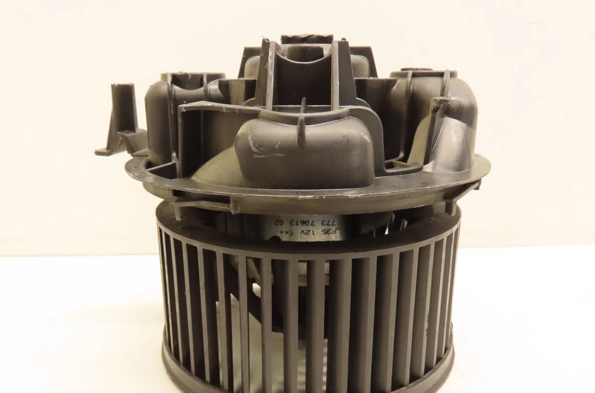 Ventilateur de chauffage Renault MEGANE II (BM0-1_, CM0-1_) 1.5 dci (bm1e, cm1e) (2005-2008) occasion
