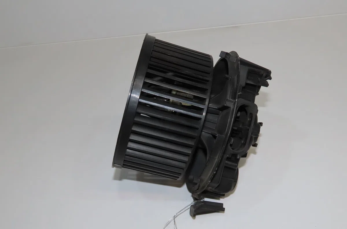 Ventilateur de chauffage Renault MEGANE II (BM0-1_, CM0-1_) 1.6 16v (bm0c, cm0c) (2002-2008) occasion