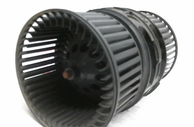 Ventilateur de chauffage Renault MEGANE III Grandtour (KZ0-1) 1.5 dci (kz09, kz0d, kz1g, kz29, kz14, kz1w, kz10, kz1f,..