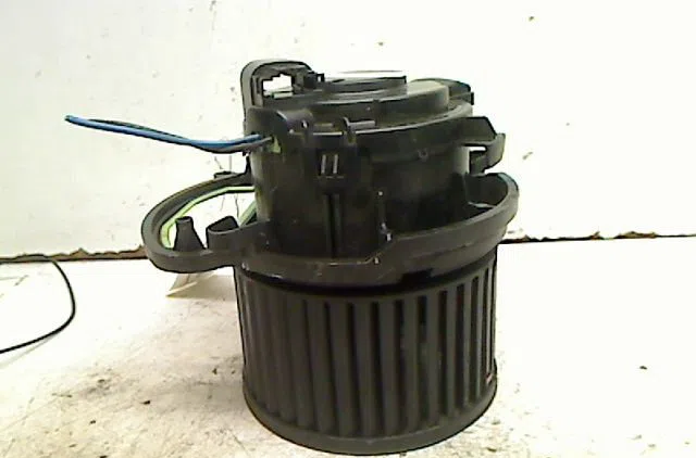 Ventilateur de chauffage Renault MEGANE IV 3-5 portes (B9A-M-N_) 1.2 tce 130 (b9mr) (2015) 5 portes occasion