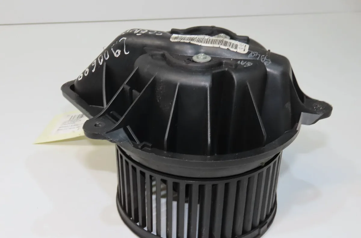 Ventilateur de chauffage Renault MEGANE Scenic (JA0-1_) 1.6 16v (ja0b, ja04, ja11, ja00) (1998-1999) occasion