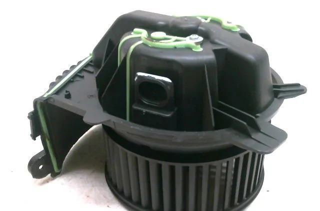 Ventilateur de chauffage Renault SCÉNIC II (JM0-1_) 1.9 dci (jm14) (2005-2008) 5 portes occasion
