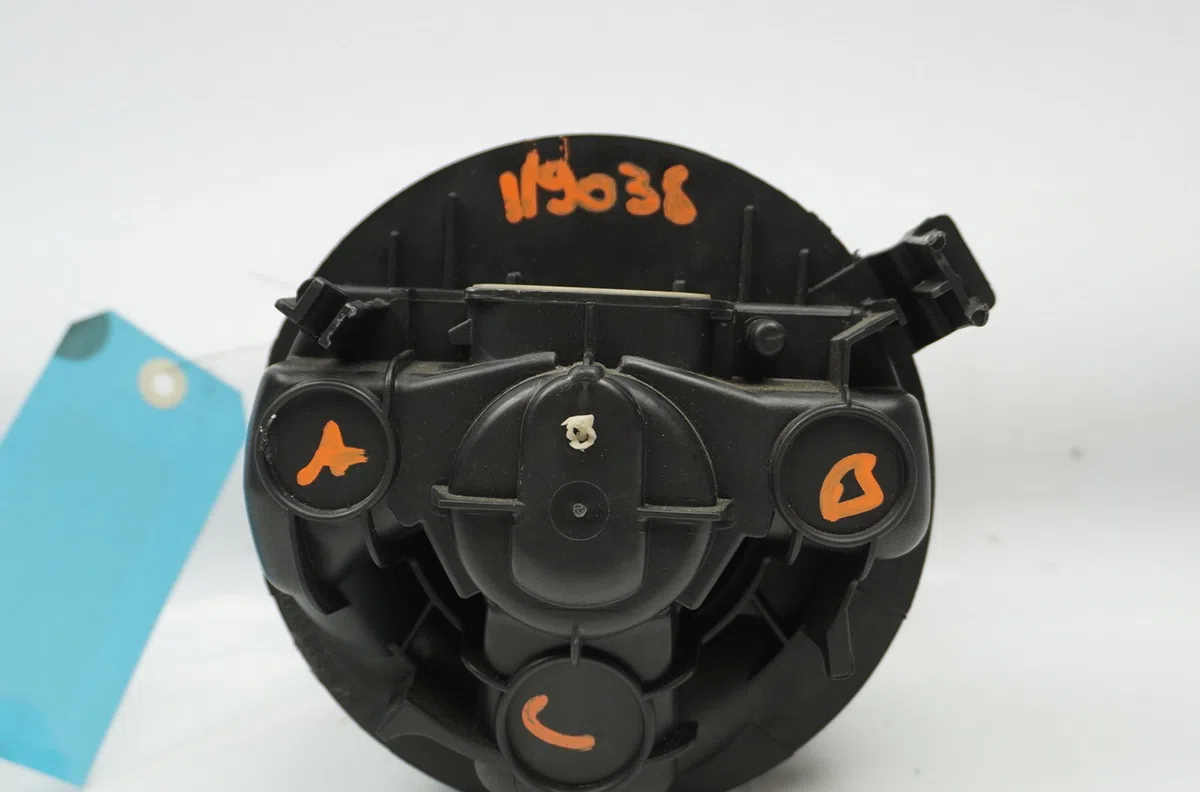 Ventilateur de chauffage Renault TWINGO II (CN0_) 1.2 16v (cn0k, cn0v) (2007) 3 portes occasion