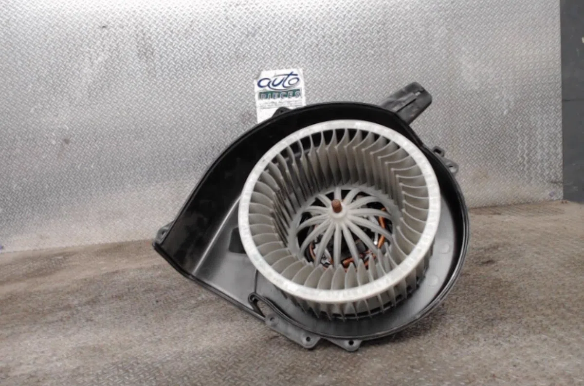 Ventilateur de chauffage Seat IBIZA IV (6J5, 6P1) 1.2 tsi (2010-2012) 5 portes occasion