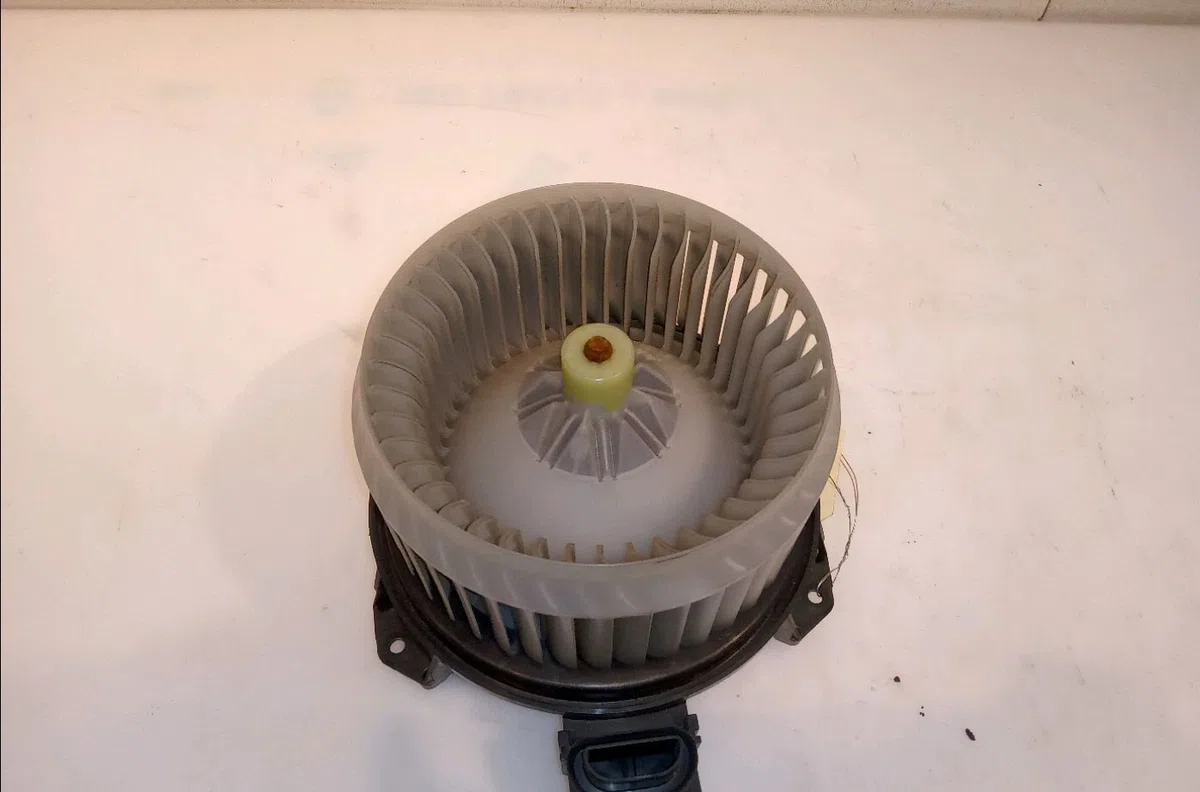 Ventilateur de chauffage Suzuki SX4 (EY, GY) 1.6 ddis (rw 416d) (2007) occasion