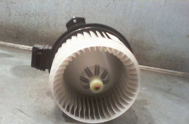 Ventilateur de chauffage Suzuki SX4 (EY, GY) 2.0 ddis 4x4 (rw 420d) (2009) occasion