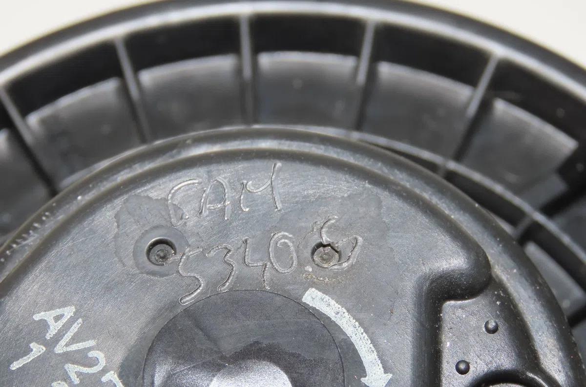 Ventilateur de chauffage Toyota AURIS (_E15_) 1.4 d-4d (nde150_) (2007-2012) 3 portes occasion