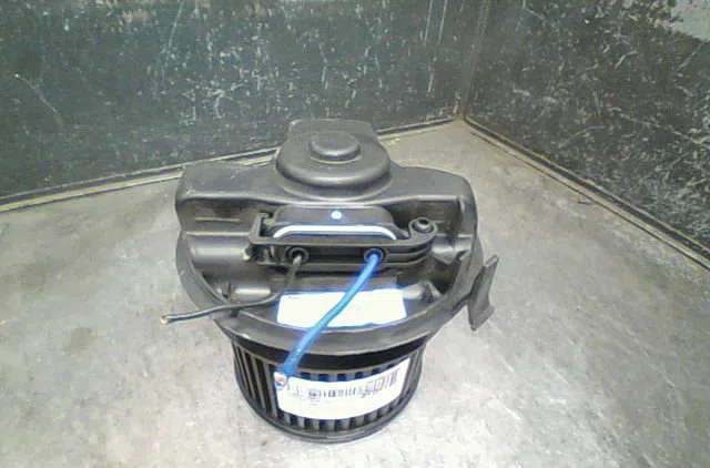 Ventilateur de chauffage Toyota AYGO (_B1_) 1.0 (kgb10_) (2005-2014) 5 portes occasion