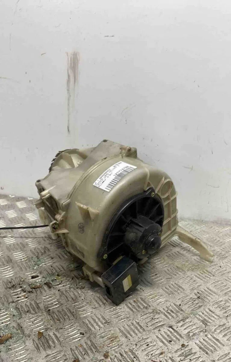 Ventilateur de chauffage TOYOTA LAND CRUISER 3 J90 PHASE 2 occasion