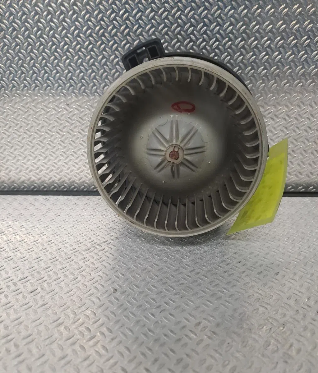 Ventilateur de chauffage TOYOTA YARIS 1  YARIS 1 PHASE 1 occasion