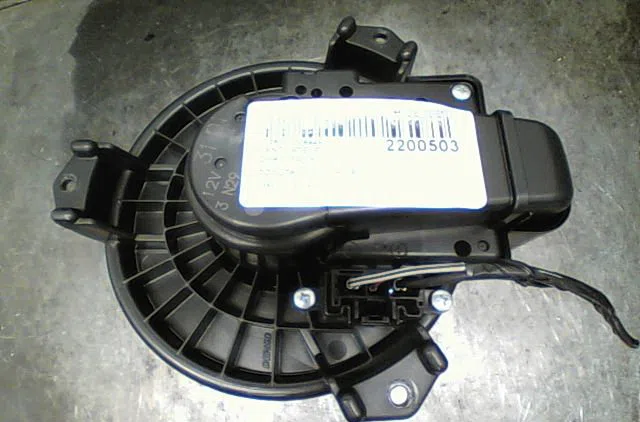 Ventilateur de chauffage Toyota YARIS (_P13_) 1.4 d (nlp130_) (2011) occasion