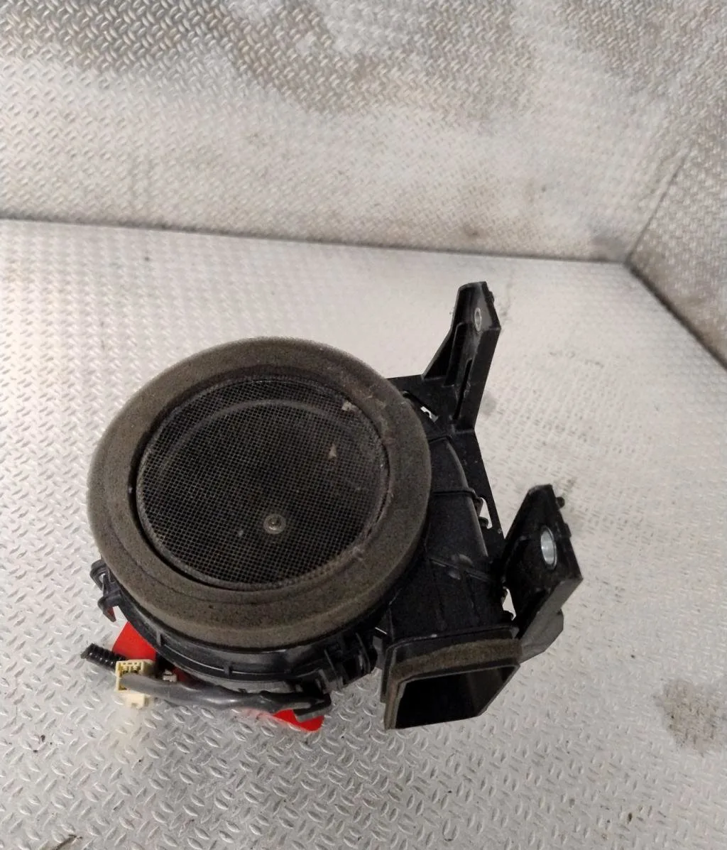 Ventilateur de chauffage Toyota YARIS (_P13_) 1.5 hybrid (nhp130_) (2012) occasion