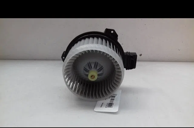 Ventilateur de chauffage Toyota YARIS (_P13_) 1.5 (nsp131_) (2017) occasion