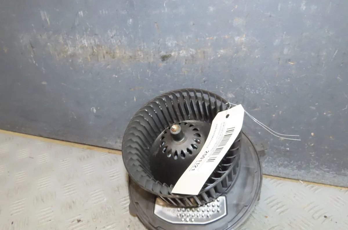 Ventilateur de chauffage Volkswagen GOLF VII Variant (BA5, BV5) 1.4 tsi (2014-2020) occasion