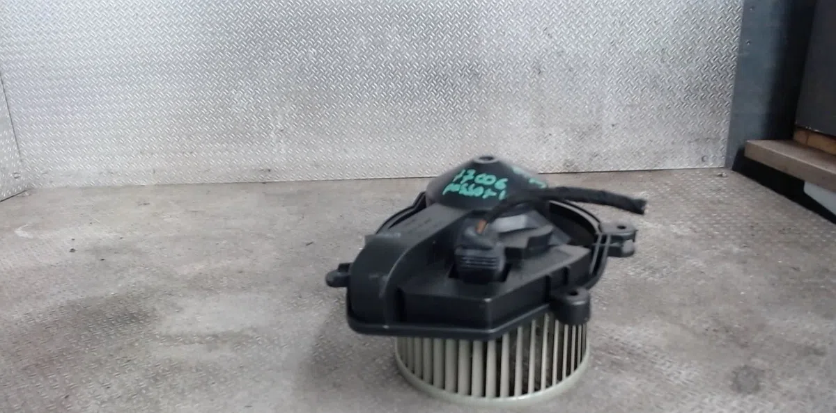 Ventilateur de chauffage VOLKSWAGEN PASSAT 4 PHASE 2 occasion