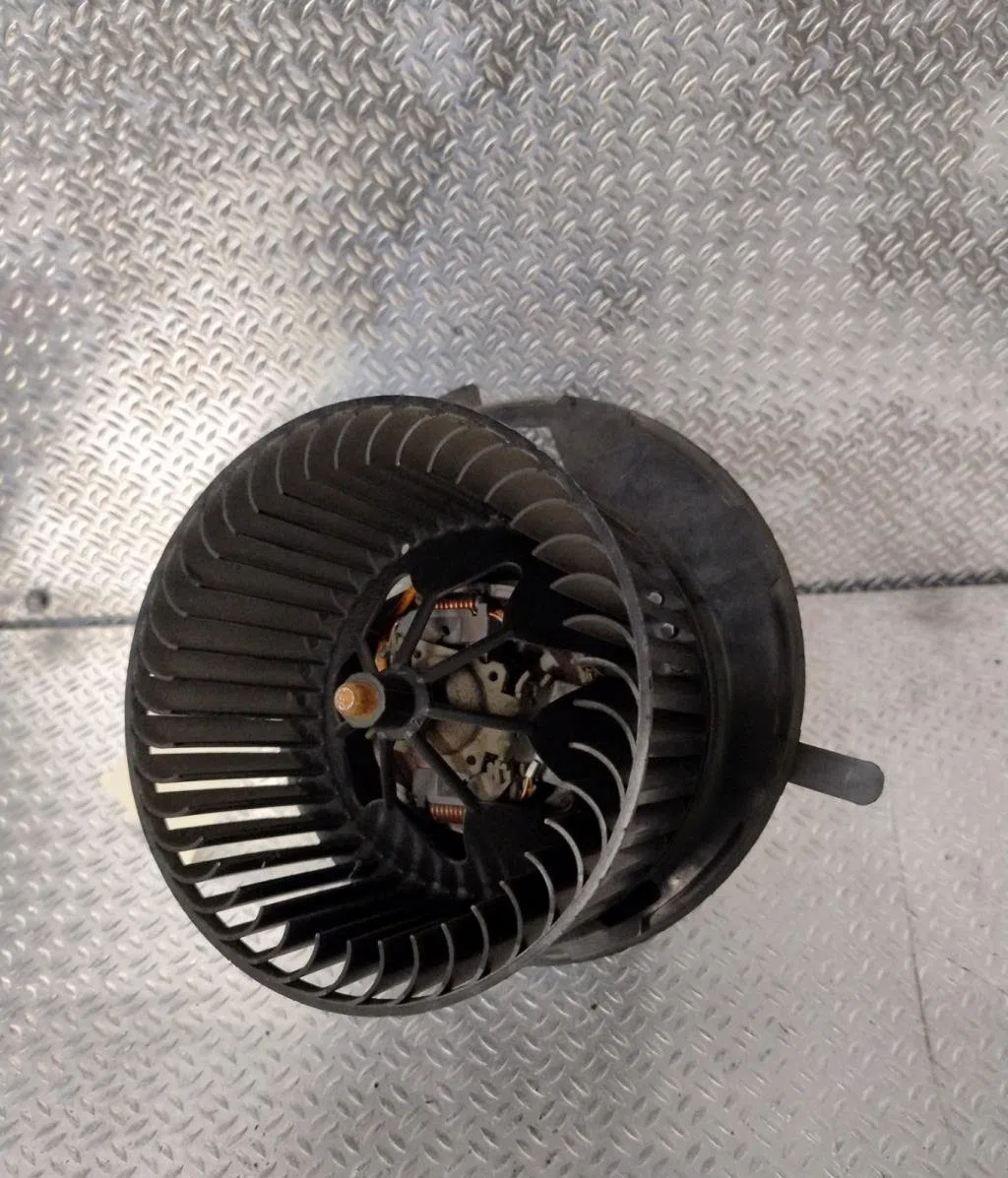 Ventilateur de chauffage VOLKSWAGEN PASSAT 5  PASSAT 5 CC COUPE occasion