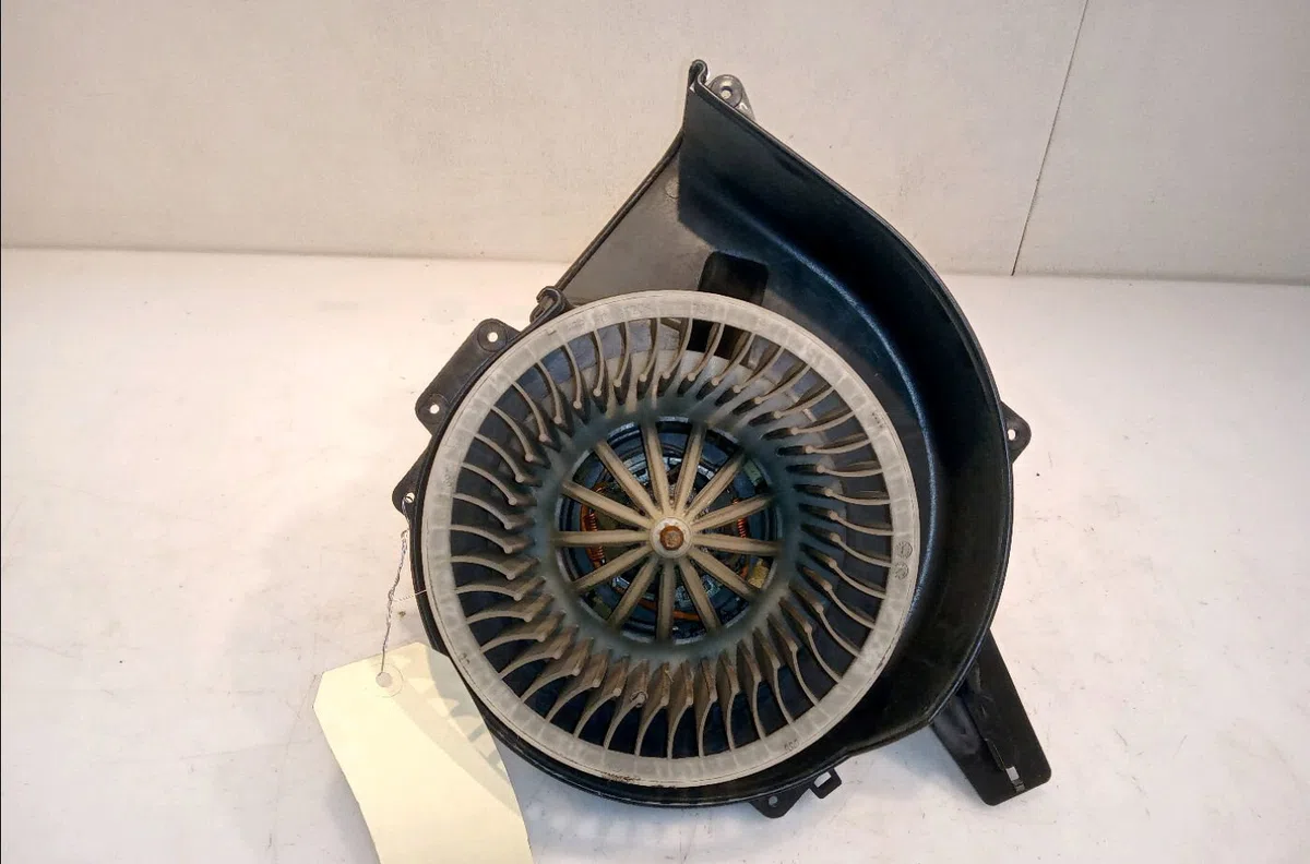 Ventilateur de chauffage Volkswagen POLO (9N_, 9A_) 1.4 tdi (2001-2005) 3 portes occasion