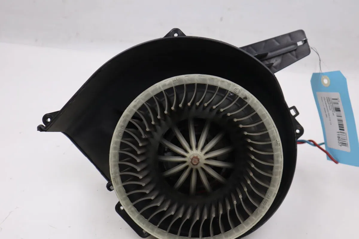 Ventilateur de chauffage Volkswagen POLO (9N_, 9A_) 1.9 tdi (2001-2009) 5 portes occasion