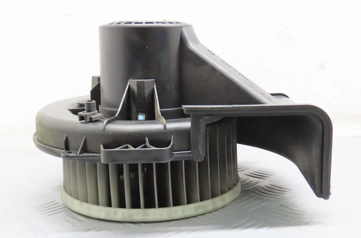 Ventilateur de chauffage VOLKSWAGEN POLO IV occasion