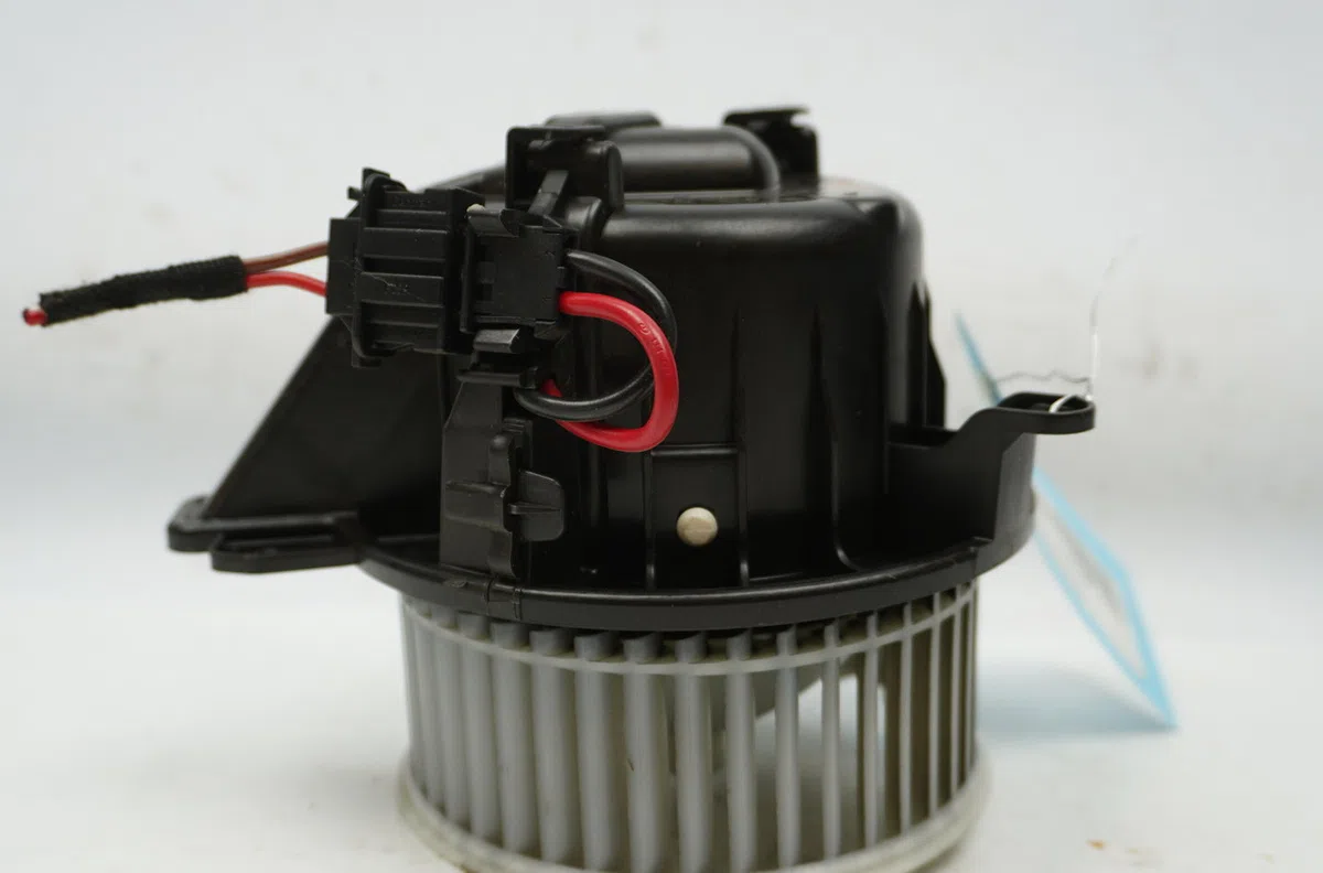 Ventilateur de chauffage Volkswagen POLO VI (AW1, BZ1, AE1) 1.0 tsi (2017) occasion