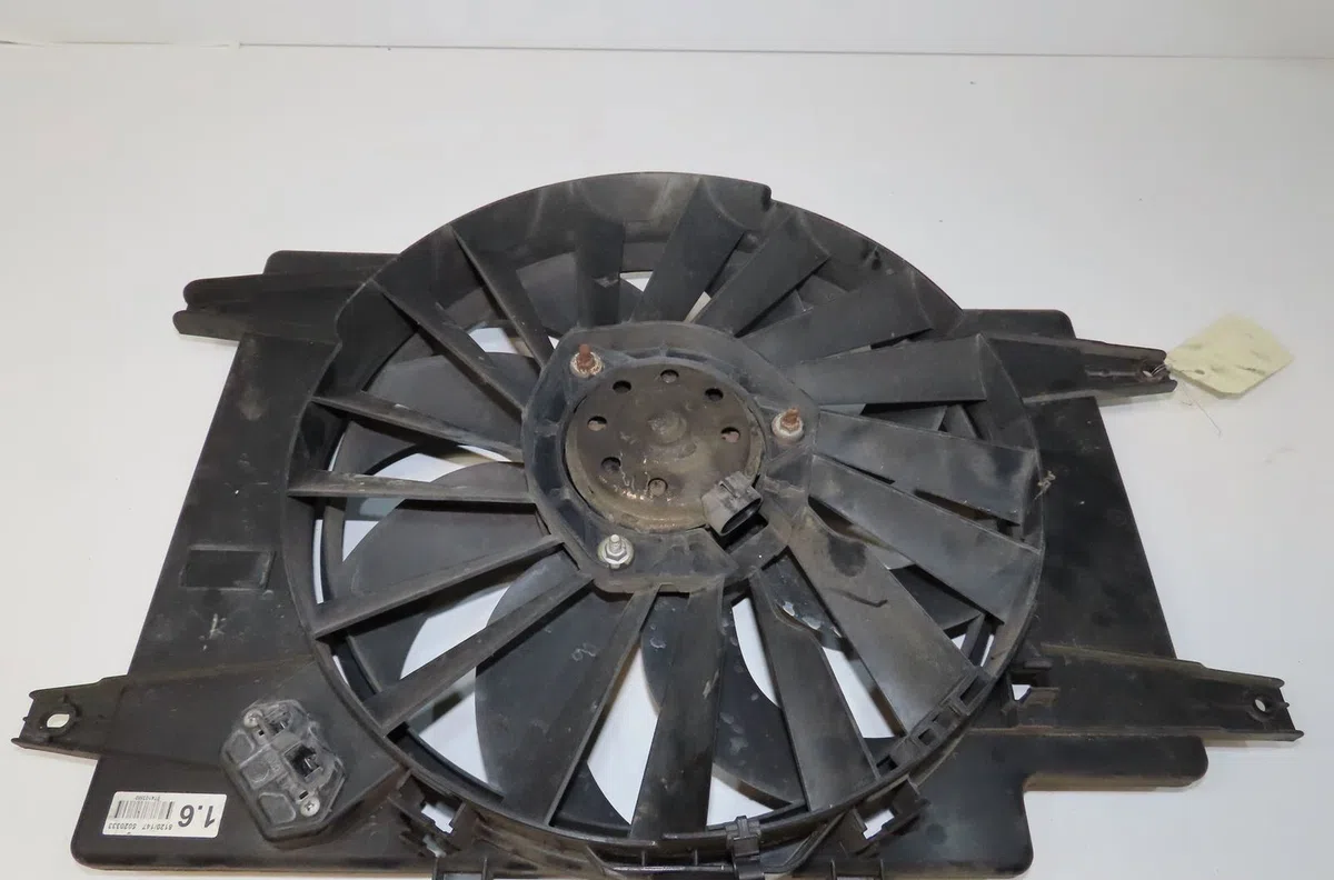 Ventilateur de refroidissement Alfa romeo 147 (937_) 1.6 16v t.spark (937.axa1a, 937.axb1a, 937.bxb1a) (2001-2010) occas
