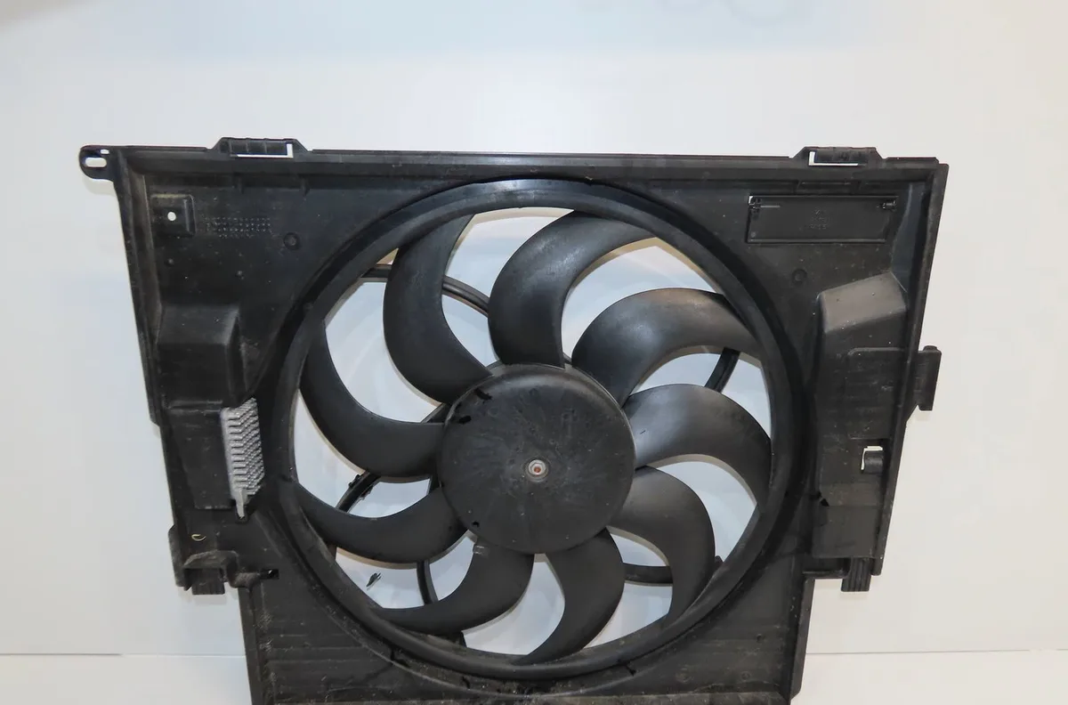 Ventilateur de refroidissement Bmw 1 (F21) 116 i (2011) occasion