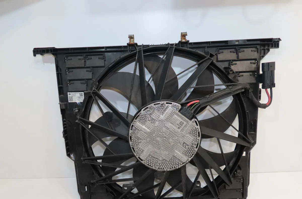Ventilateur de refroidissement Bmw 7 (F01, F02, F03, F04) 750 i, li xdrive (2009-2012) occasion