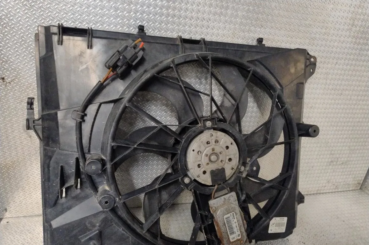 Ventilateur de refroidissement BMW SERIE 3 E91 SERIE 3 E91 TOURING PHASE 2 BREAK occasion