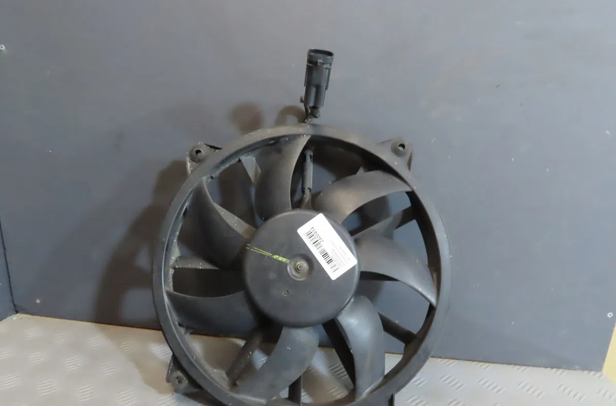 Ventilateur de refroidissement Citroën C4 II (NC_) 1.6 hdi 90 (2009) 5 portes occasion