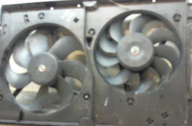 Ventilateur de refroidissement Citroen C4 PICASSO I Monospace (UD_) 1.6 hdi (2007-2013) 5 portes occasion