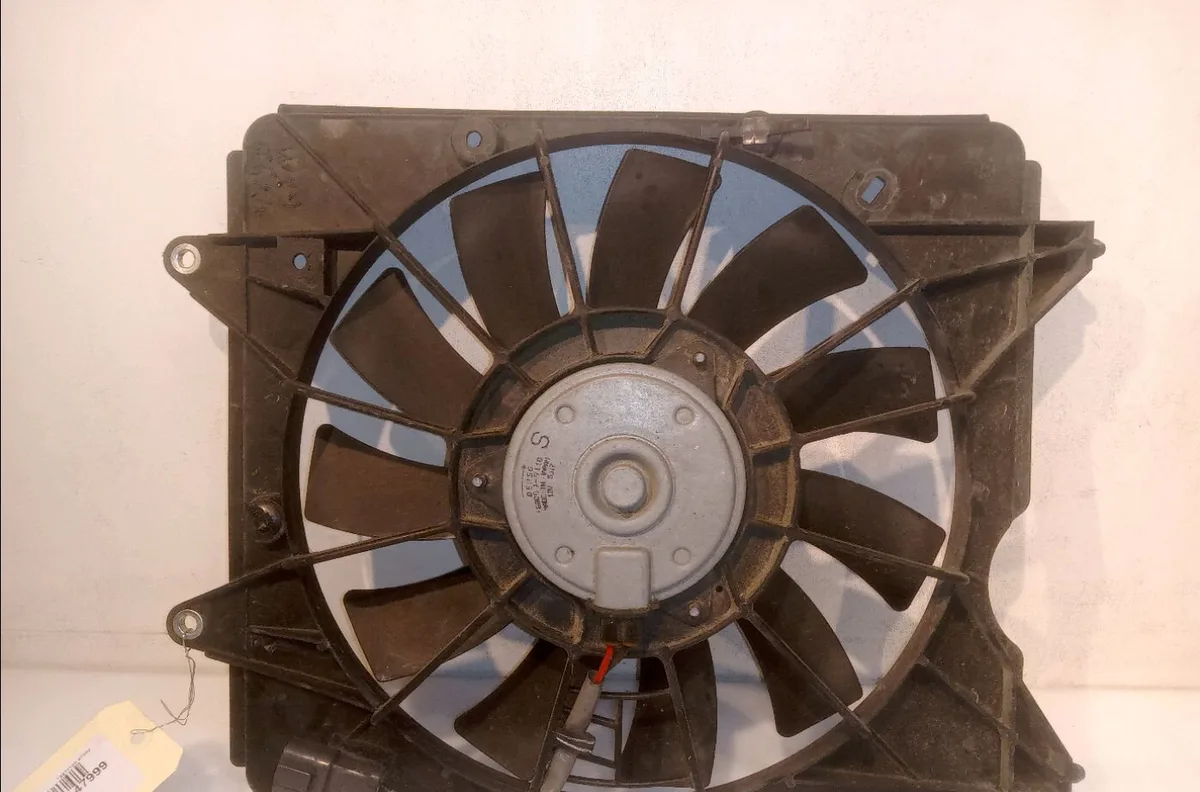 Ventilateur de refroidissement d Honda CIVIC VIII Hatchback (FN, FK) 2.2 ctdi (fk3) (2005) 5 portes occasion