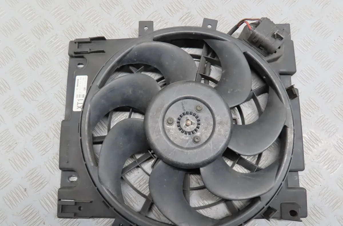 Ventilateur de refroidissement d Opel ASTRA H GTC (A04) 1.3 cdti (l08) (2005-2010) 3 portes occasion
